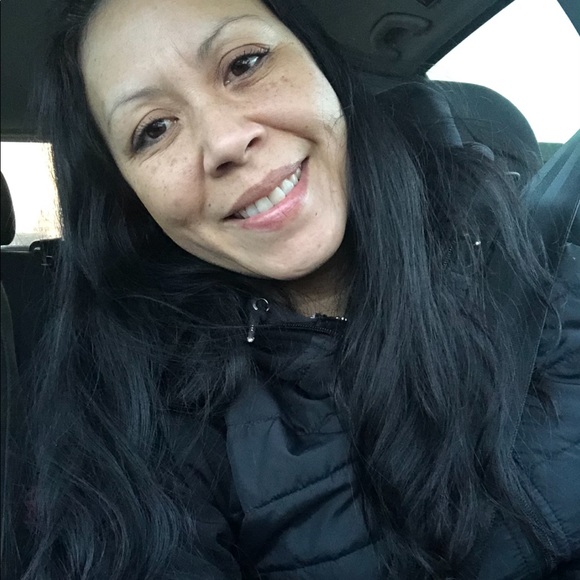 Meet your Posher, Janet - Picture 1 of 1